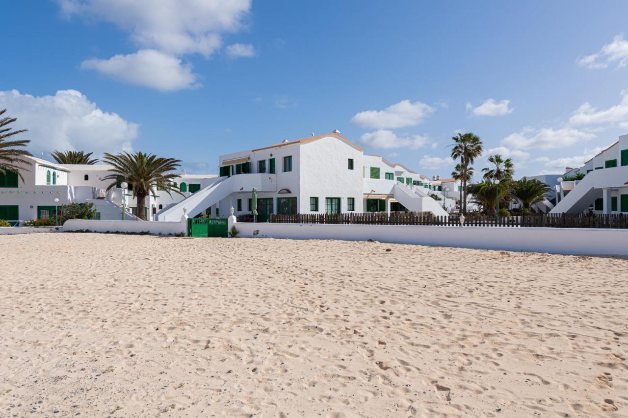 Homeforguest Modern And New Beachfront Apartment La Oliva Ngoại thất bức ảnh
